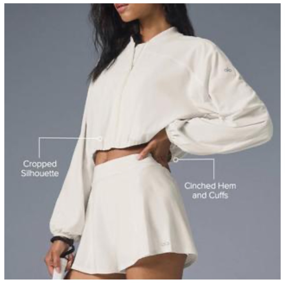 Alo Yoga cropped Tiebreaker jacket